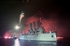 КПРФ против замены на крейсере «Аврора» советской символики