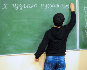 В Удмуртии выявили иностранцев с сертификатами о знании русского языка, но по факту им не владеющих